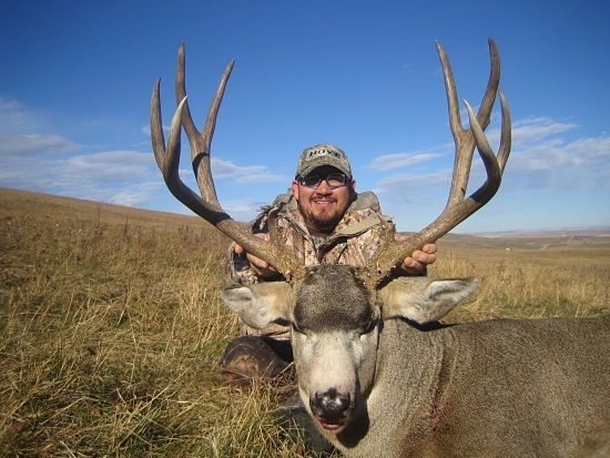 Alberta Canada Mule Deer Hunting - Willow Creek Outfitters